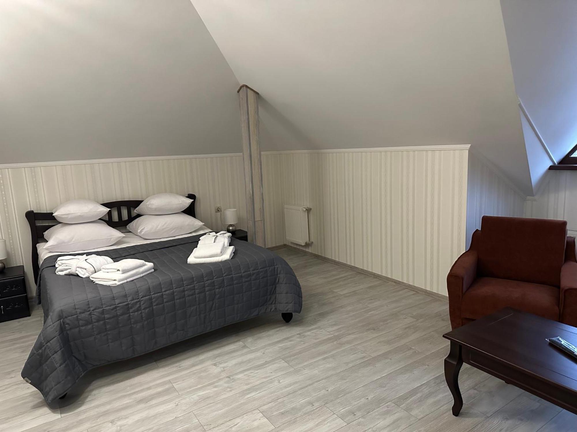Centralnyi Hotel Poltava Luaran gambar