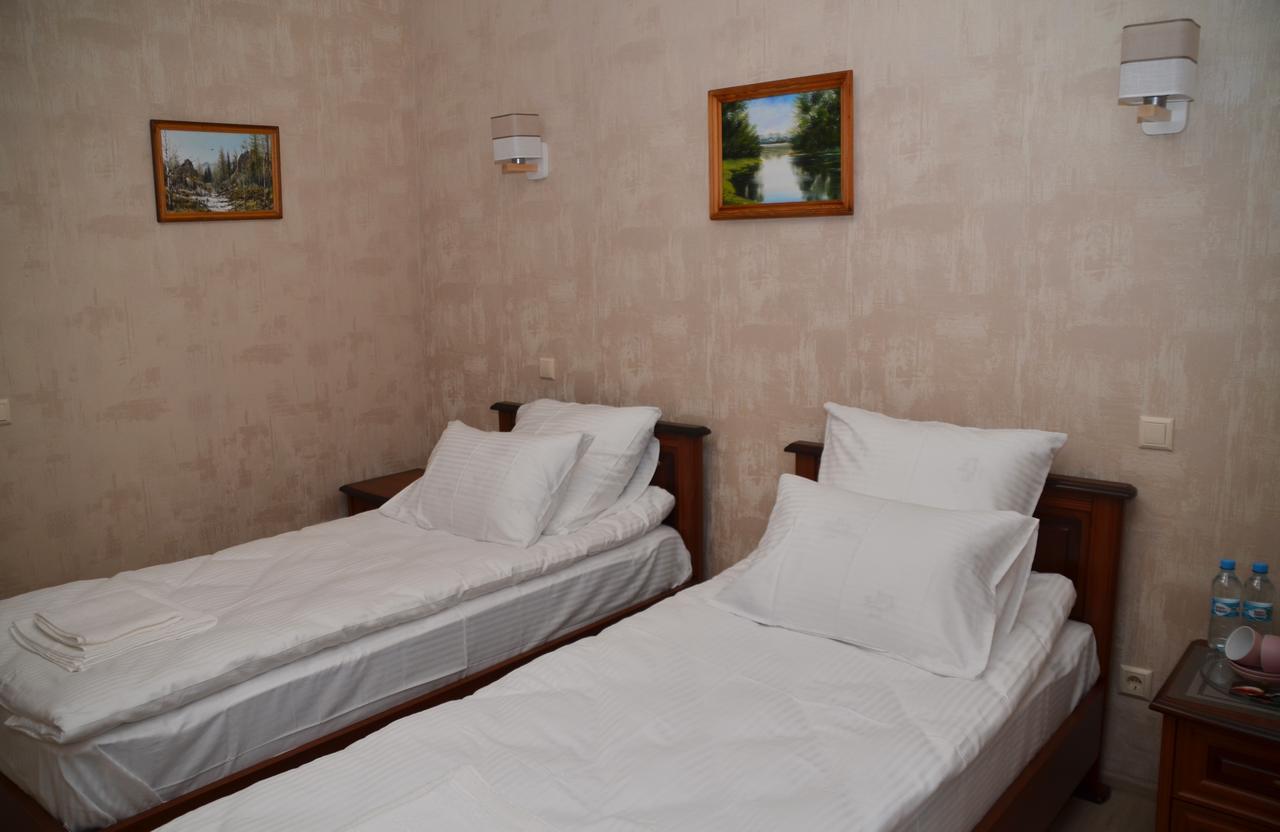 Centralnyi Hotel Poltava Luaran gambar