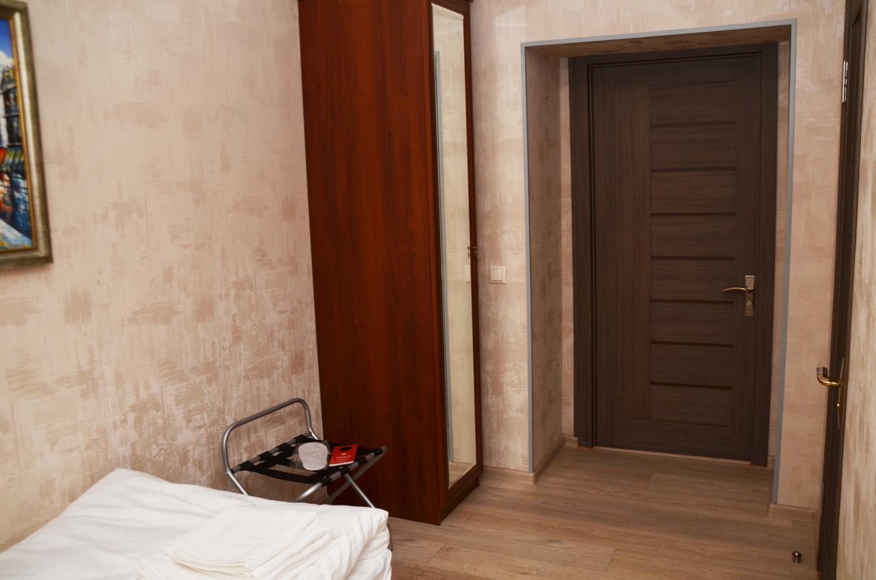 Centralnyi Hotel Poltava Luaran gambar