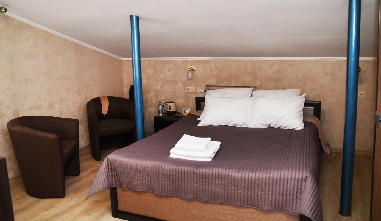 Centralnyi Hotel Poltava Luaran gambar