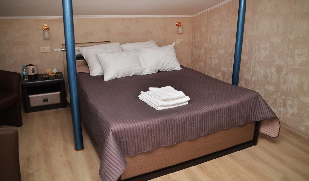 Centralnyi Hotel Poltava Luaran gambar