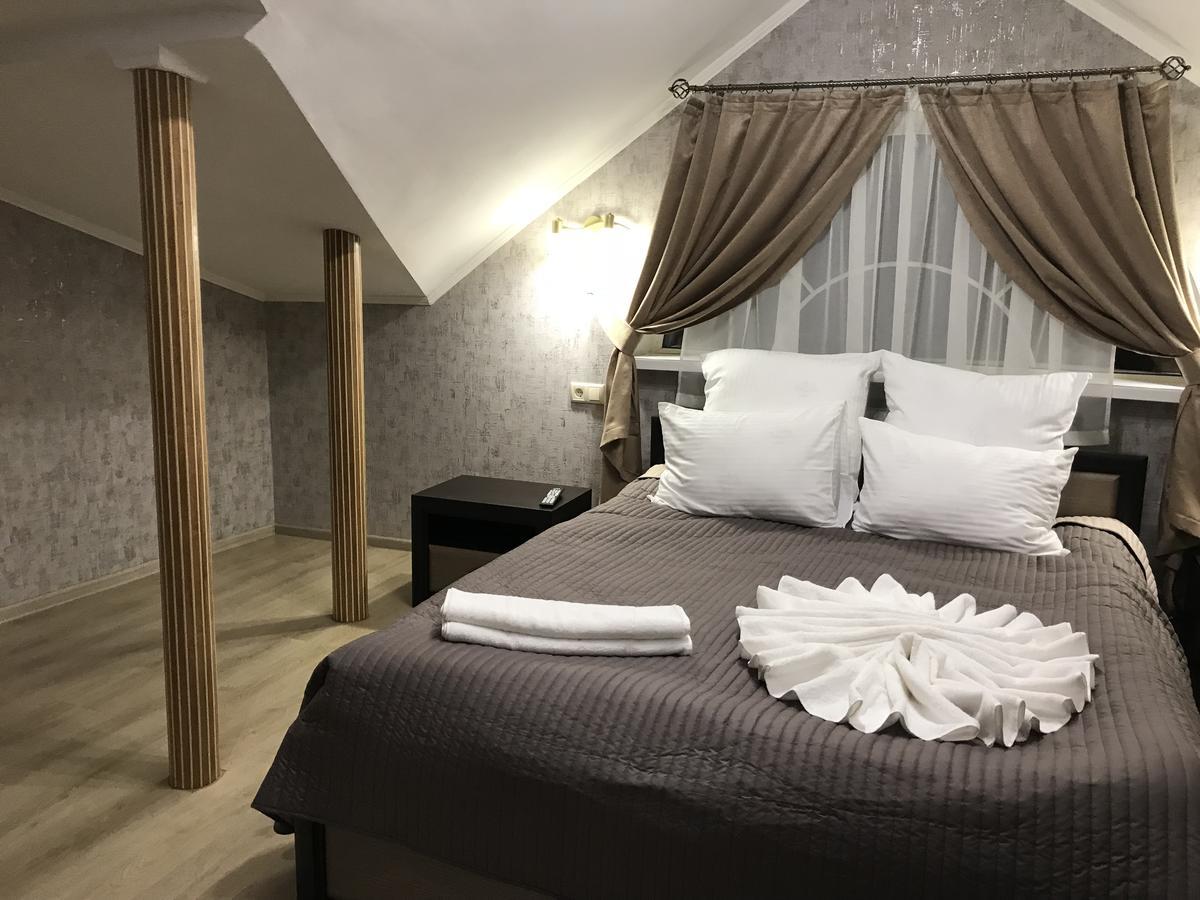 Centralnyi Hotel Poltava Luaran gambar